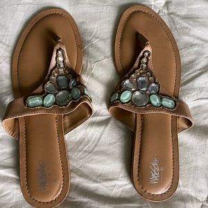 Women’s size 10 gemstone sandals